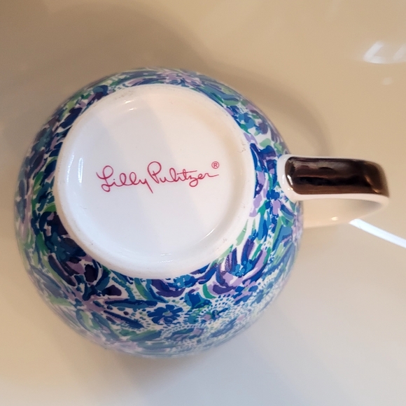 Lily Pulitzer Mug - Picture 4 of 5